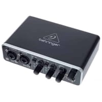 Behringer U-Phoria UMC202