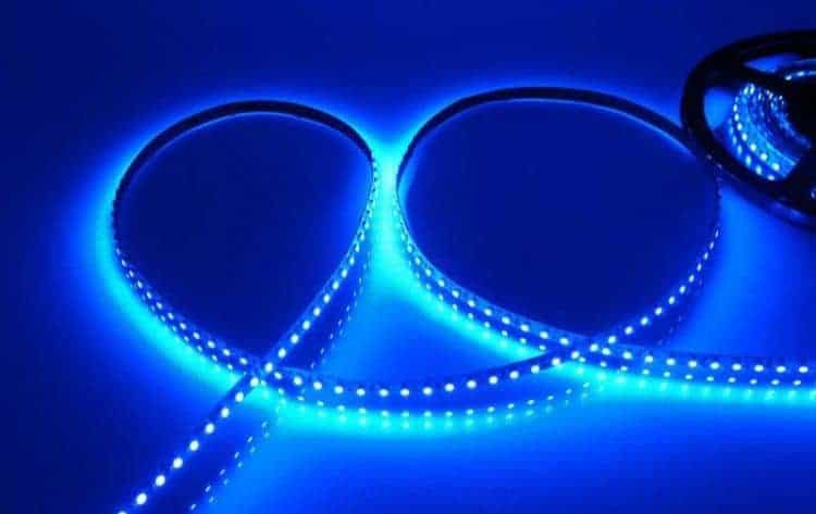 Banda led 3528 , albastra, exterior, 5m Banda led 3528 , albastra, exterior, 5m